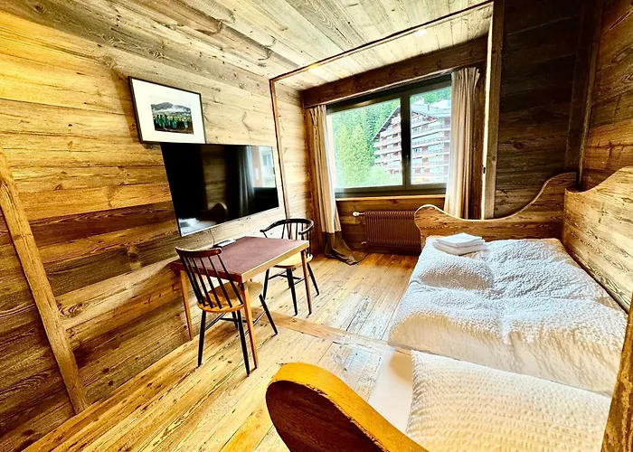 Luxe & Charme - In & Out * Crans-Montana